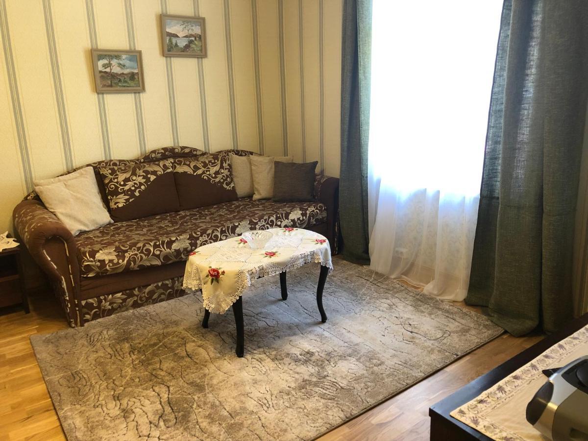 Posti Old Town Apartment Βιλιάντι Εξωτερικό φωτογραφία