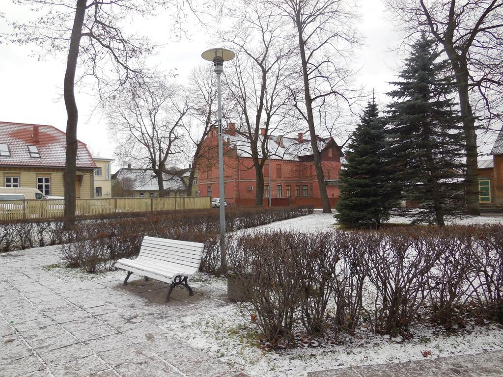 Posti Old Town Apartment Βιλιάντι Εξωτερικό φωτογραφία